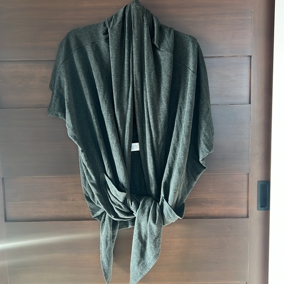 Beyond Yoga Sweater - Picture 7 of 8